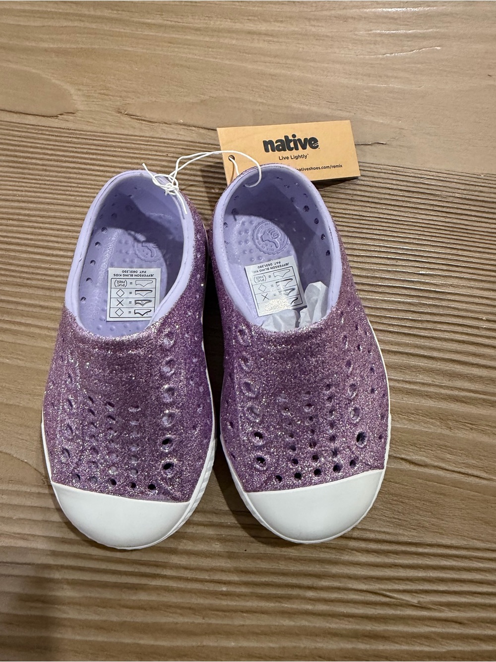 Native Kids Slip-On Water Shoes - Sparkle Lilac